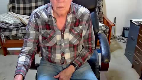 Snapshot of jimmy_d47 chatting on January 2, 5:50 pm jimmy_d47 online show from January 2, 5:50 pm