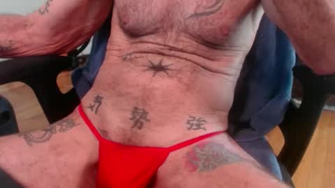 Snapshot of jimshard7x6 chatting on October 6, 8:59 pm cock model  bathing suit model online show from October 6, 8:59 pm