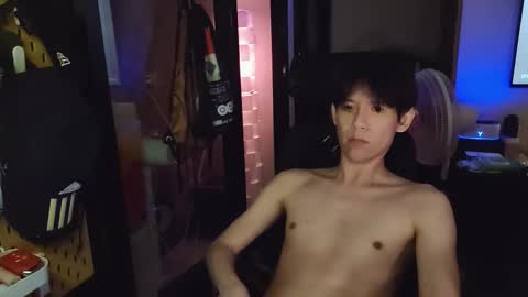 jj_jayjayq online show from February 3, 9:46 am