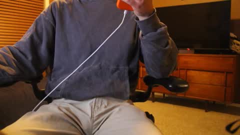 jjjjjfive online show from February 24, 6:38 am