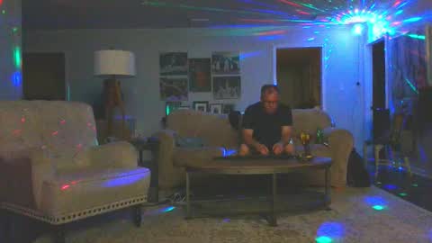 The best time guy online show from March 13, 5:33 am