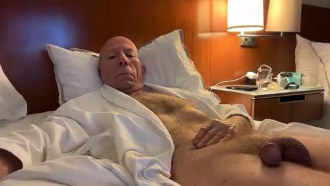 jlk7777 online show from April 1, 11:44 am