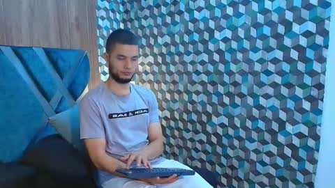  Joao online show from June 25, 12:29 am