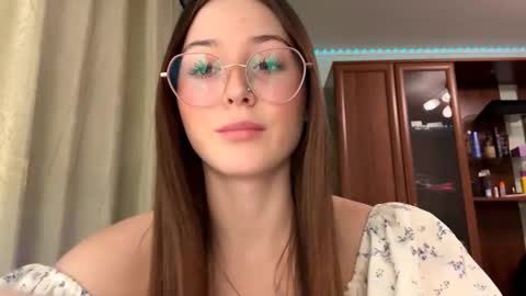 Adel online show from November 25, 2:16 pm