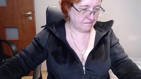 Joanna and Greg online show from February 22, 11:46 am