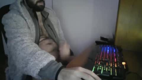joaodias_18 online show from February 28, 11:34 pm