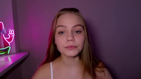 Snapshot of jodiewithgreen chatting on September 11, 8:10 pm Jodie 3 returning TODAY online show from September 11, 8:10 pm