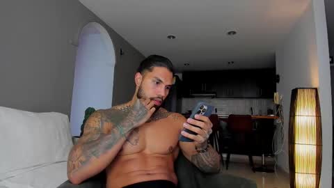 joe_esthetic online show from September 27, 9:23 pm