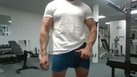 joe_smith5679 online show from March 4, 9:23 pm