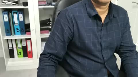 joeshades online show from April 8, 2:53 pm