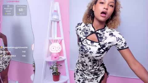 J O H A online show from May 11, 4:04 pm