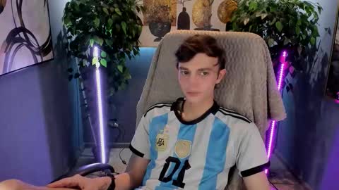 John online show from December 3, 1:56 pm