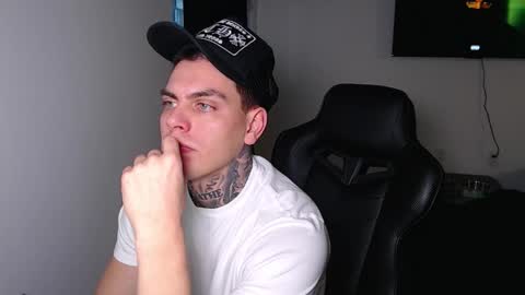 JAXX online show from February 15, 1:08 am