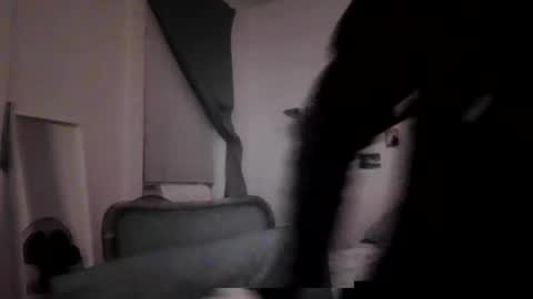 Johnee online show from November 8, 9:34 am