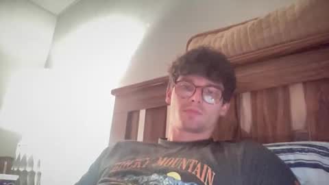 Johnny online show from October 2, 8:24 am