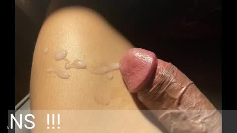 Johnnystrongarms                 online show from January 22, 3:31 am