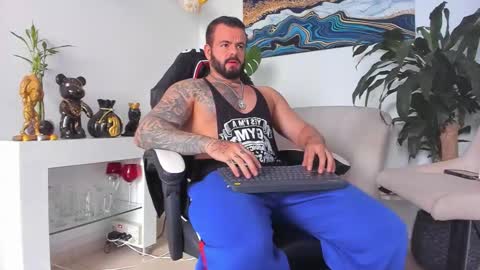 JOHNNY online show from February 16, 10:08 pm