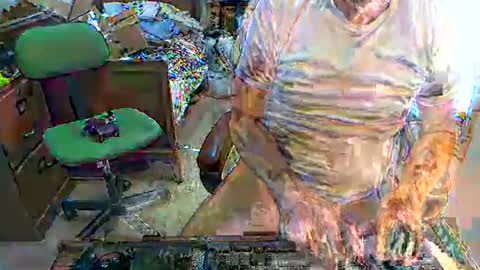 johnnys110153 online show from December 16, 7:31 pm