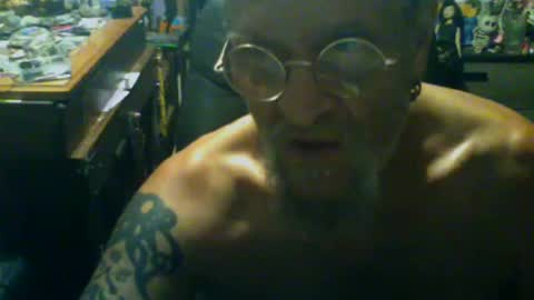 johnnyshung1 online show from October 5, 12:13 pm