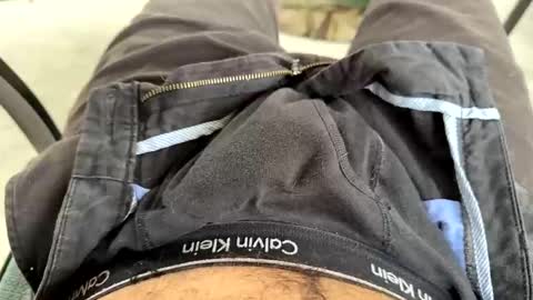 johnsmith2327 online show from September 9, 10:21 pm