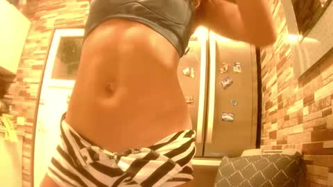 Snapshot of jojofit chatting on September 22, 6:23 pm JojoFit online show from September 22, 6:23 pm
