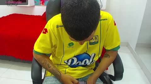 jokerbrad_1 online show from October 6, 6:48 pm