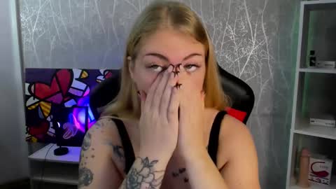 Jolly online show from September 15, 2:46 am