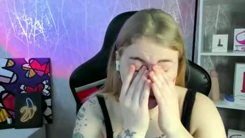 Jolly online show from April 9, 2:48 am