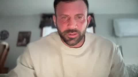 Jon Aries online show from February 3, 9:41 pm