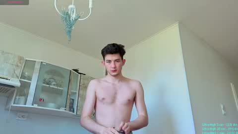 jonhy_merlin online show from June 19, 9:15 am
