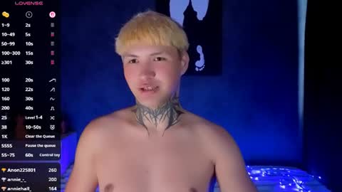 Jonny online show from August 4, 9:05 am