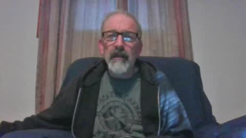 Snapshot of jony_five chatting on March 11, 1:12 pm Jon online show from March 11, 1:12 pm