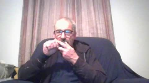 Snapshot of jony_five chatting on January 31, 1:33 am Jon online show from January 31, 1:33 am