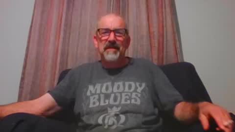 Snapshot of jony_five chatting on September 13, 2:03 am Jon online show from September 13, 2:03 am