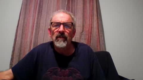 Snapshot of jony_five chatting on October 20, 3:11 am Jon online show from October 20, 3:11 am