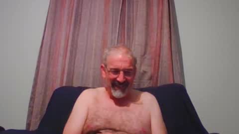 Snapshot of jony_five chatting on September 24, 1:34 am Jon online show from September 24, 1:34 am