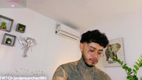 Jordan Smith online show from February 7, 11:08 pm