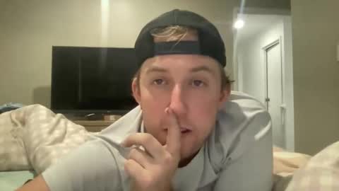 jorddiickzilla online show from March 19, 5:35 am