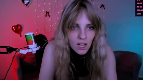 jose_fairy online show from April 2, 9:00 pm