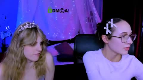 jose_fairy online show from May 6, 8:15 pm