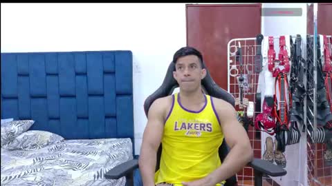 jose_rumbero91 online show from April 15, 1:58 pm