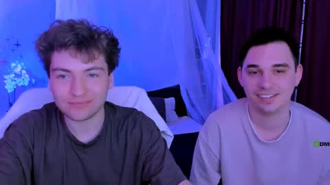 joseph_bear_ online show from April 15, 8:50 am