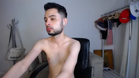 josezaens_ online show from October 25, 8:46 am