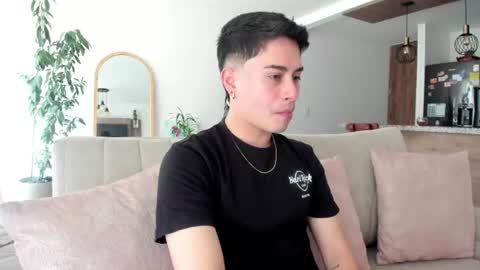 Josh online show from June 10, 5:01 pm