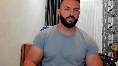 joshuamuscle69 online show from June 16, 4:16 am