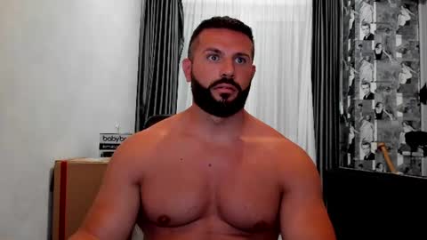 joshuamuscle69 online show from July 6, 1:41 pm