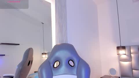 JOSS JORDAN  online show from November 24, 8:07 pm