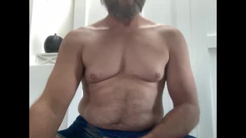 Snapshot of jstenjytheshow chatting on September 28, 6:17 pm Just Enjoy the Show online show from September 28, 6:17 pm