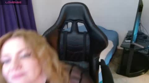 Jessi Dee online show from May 14, 12:20 am