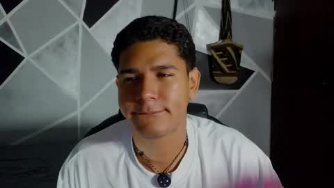 Juan online show from May 24, 1:13 am